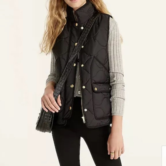 J CREW BLACK PUFFER VEST